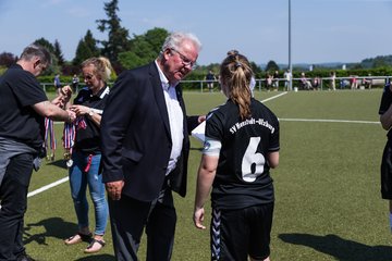 Bild 57 - B-Juniorinnen Pokalfinale SV Henstedt Ulzburg - SG Holstein Sued : 2:0